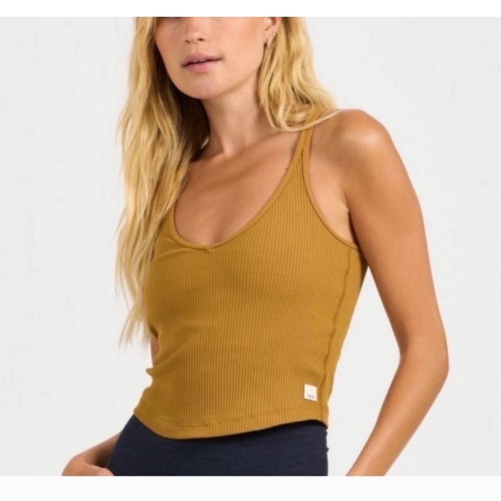 Vuori Mustard Ribbed crop Tank Top size XS